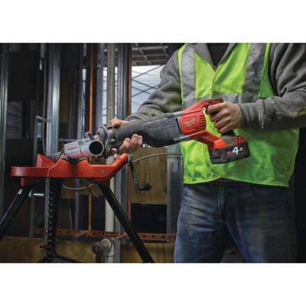 AKU chvostová píla Milwaukee M18 BSX-0