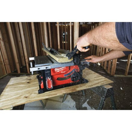 AKU stolová píla Milwaukee M18 ONE-KEY™ FUEL™ FTS210-121B