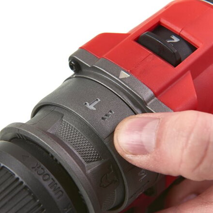AKU skrutkovač Milwaukee M12  FUEL™ FPDX-202X s príklepom