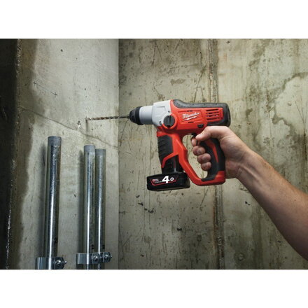 AKU kladivo Milwaukee M12 H-0 SDS-Plus