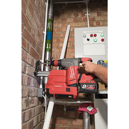 AKU kladivo a vysavač Milwaukee M18 FUEL™ CHPXDE-502C SDS-Plus