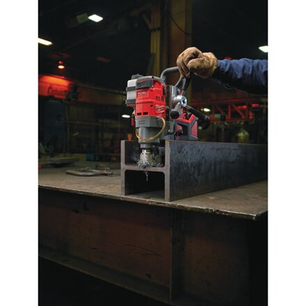 AKU magnetická vŕtačka Milwaukee M18 FUEL™ FMDP-0C