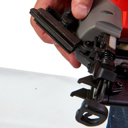 AKU uhlová klincovačka Milwaukee M18 FUEL™ CN16GA-202X
