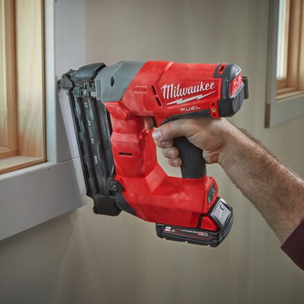 AKU klincovačka Milwaukee M18 FUEL™ FN18GS-0X